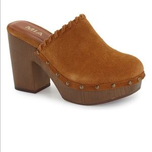 Mia Poppi Clog